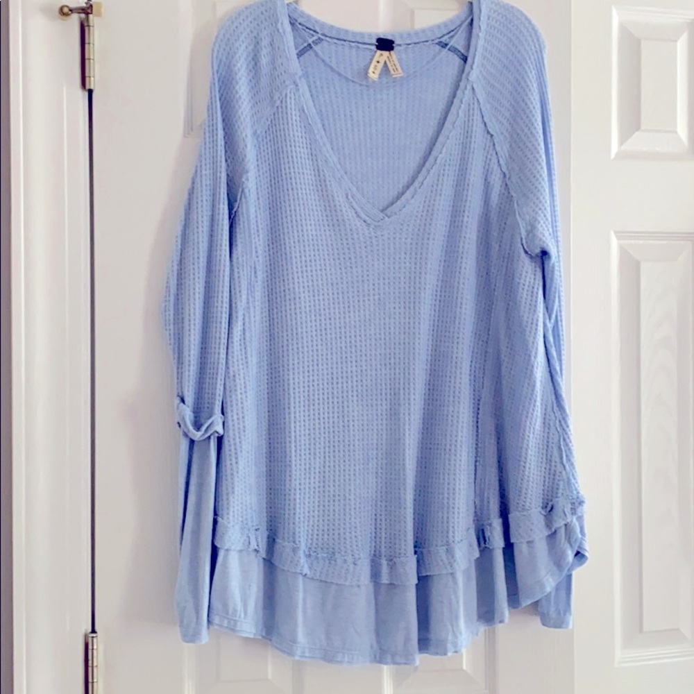 We the Free, baby blue waffle sweater top with thumb holes